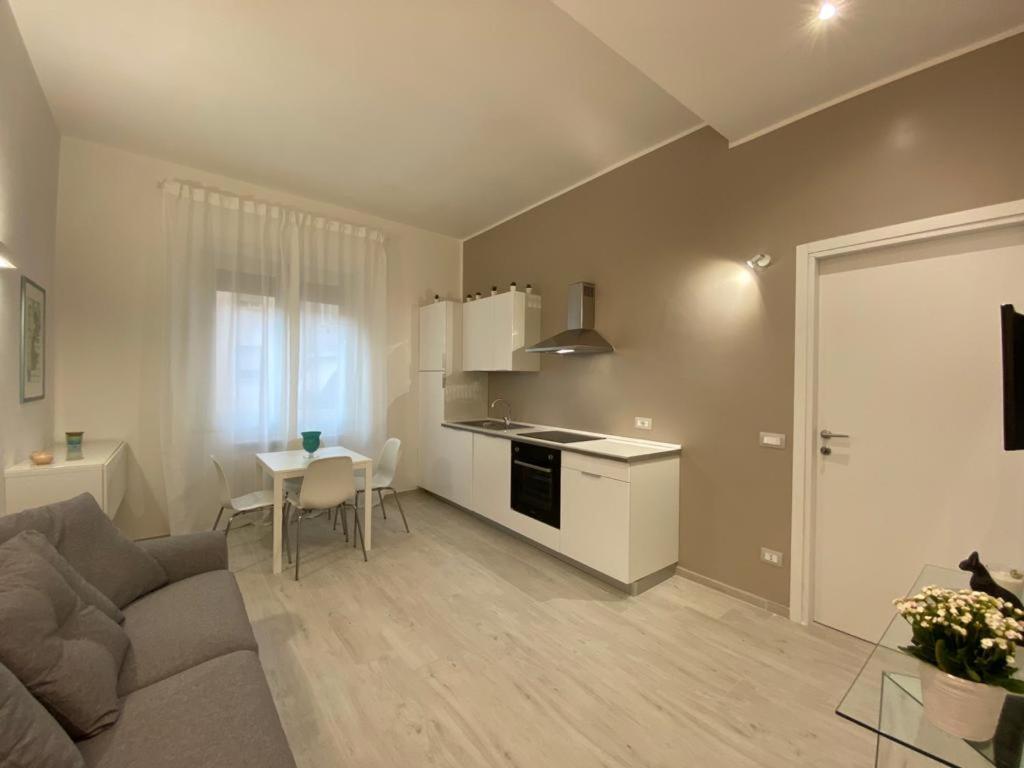 Riviera Apartments Пескара Экстерьер фото